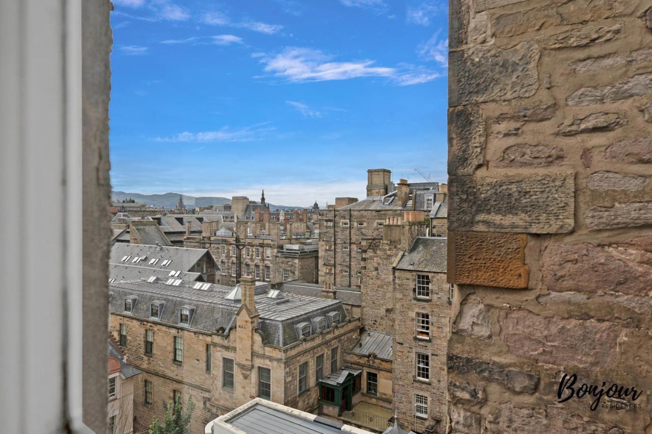 Old Town Spacious 5Br-2Ba, Near Royal Mile By Bonjour Residences אדינבורו מראה חיצוני תמונה